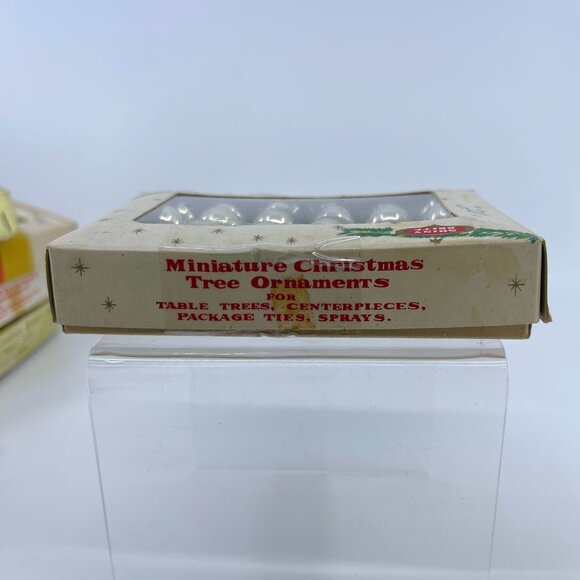 vintage miniature 15mm glass ornaments set of 24 silver In original box - Picture 7 of 7